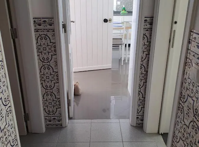 Appartement à 2 Chambres à Coucher