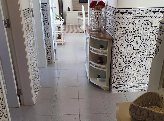 Appartement à 2 Chambres à Coucher